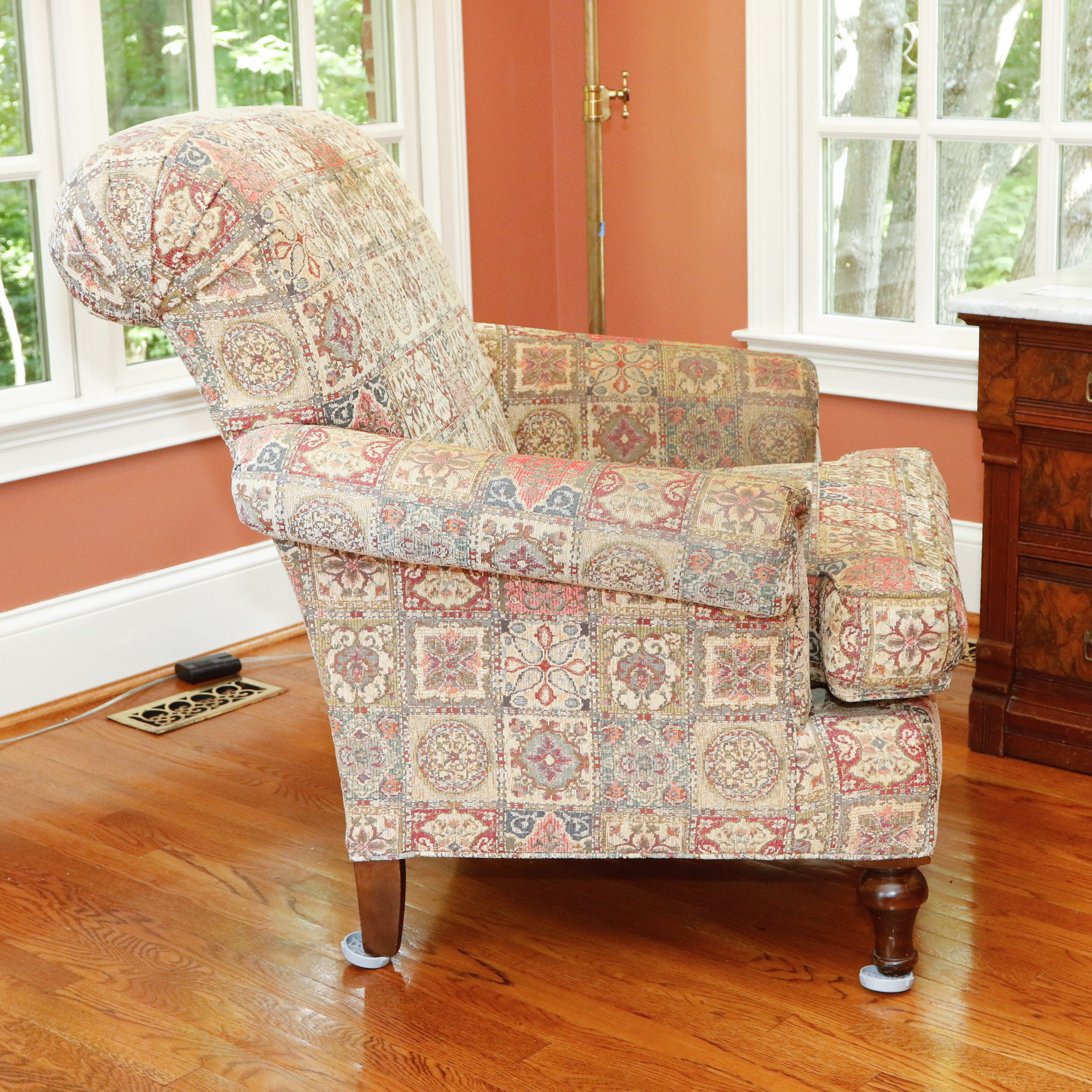 Pembrook Chair Corp. Arm Chair