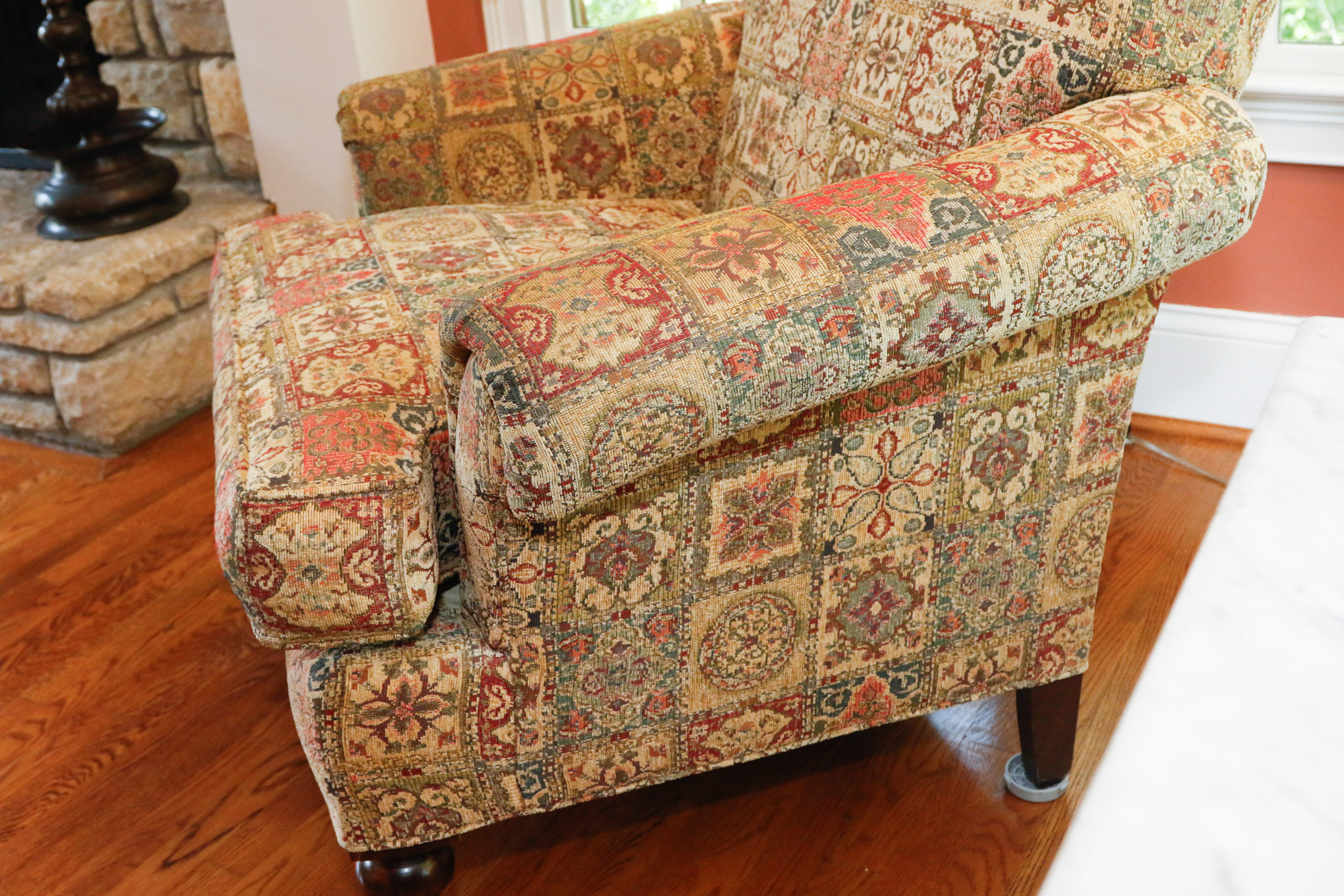 Pembrook Chair Corp. Arm Chair