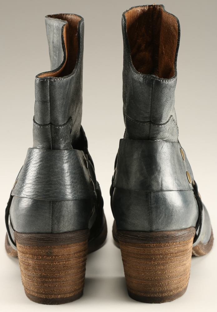 Donald J. Pliner Dasha Leather Boots