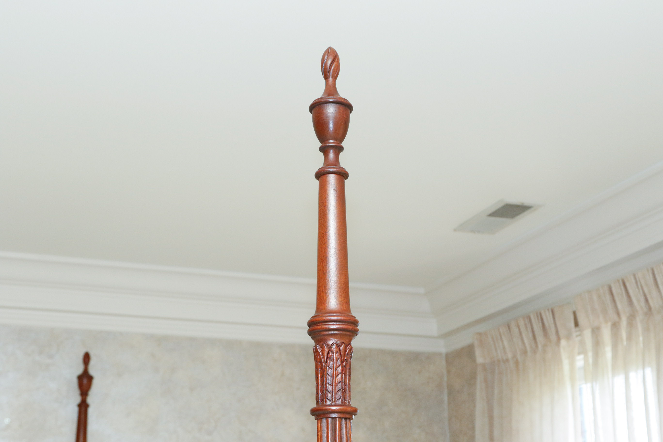 Hickory American Masterpiece Collection Mahogany Poster Bed