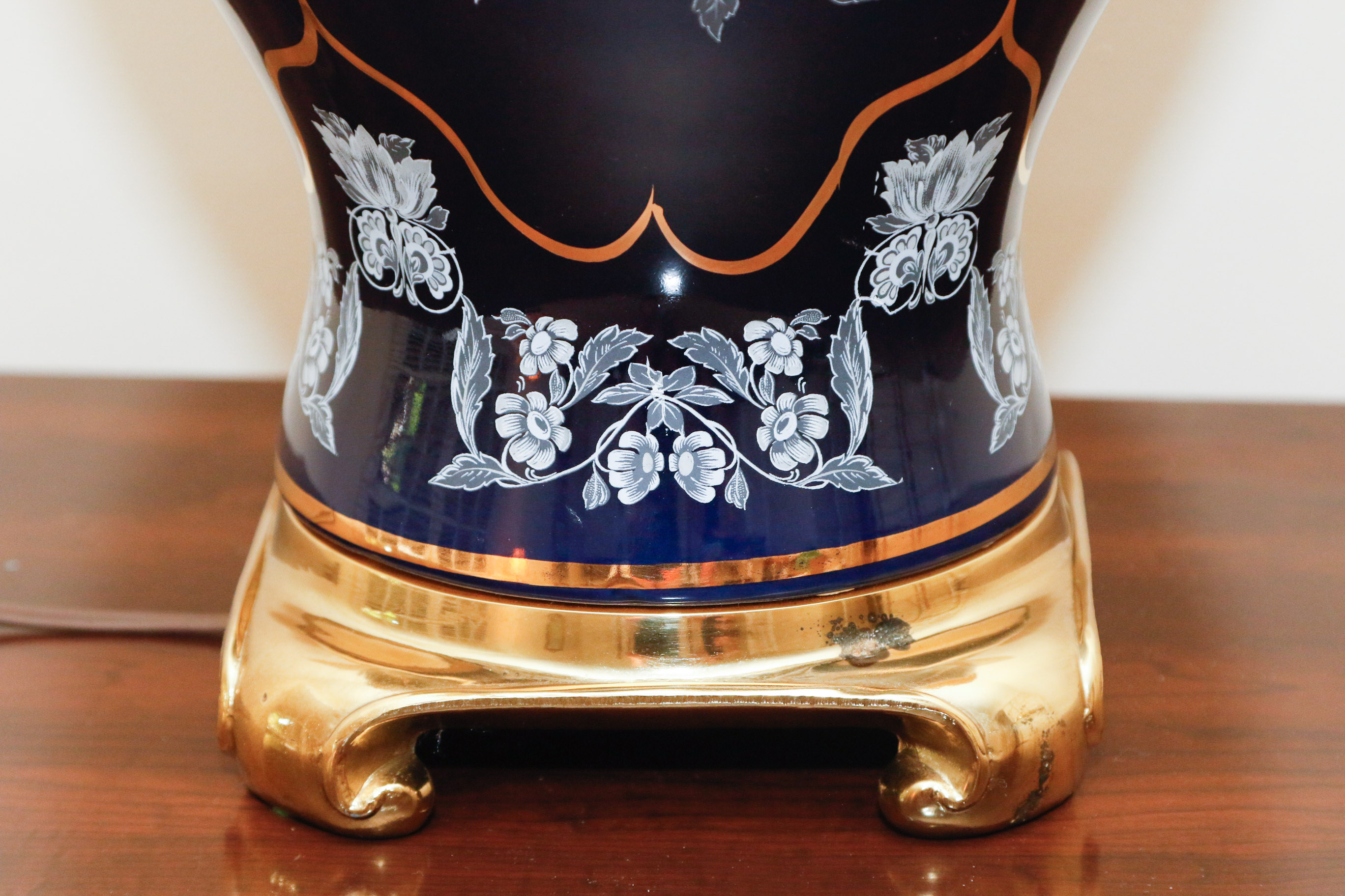 Blue and White Porcelain Table Lamp