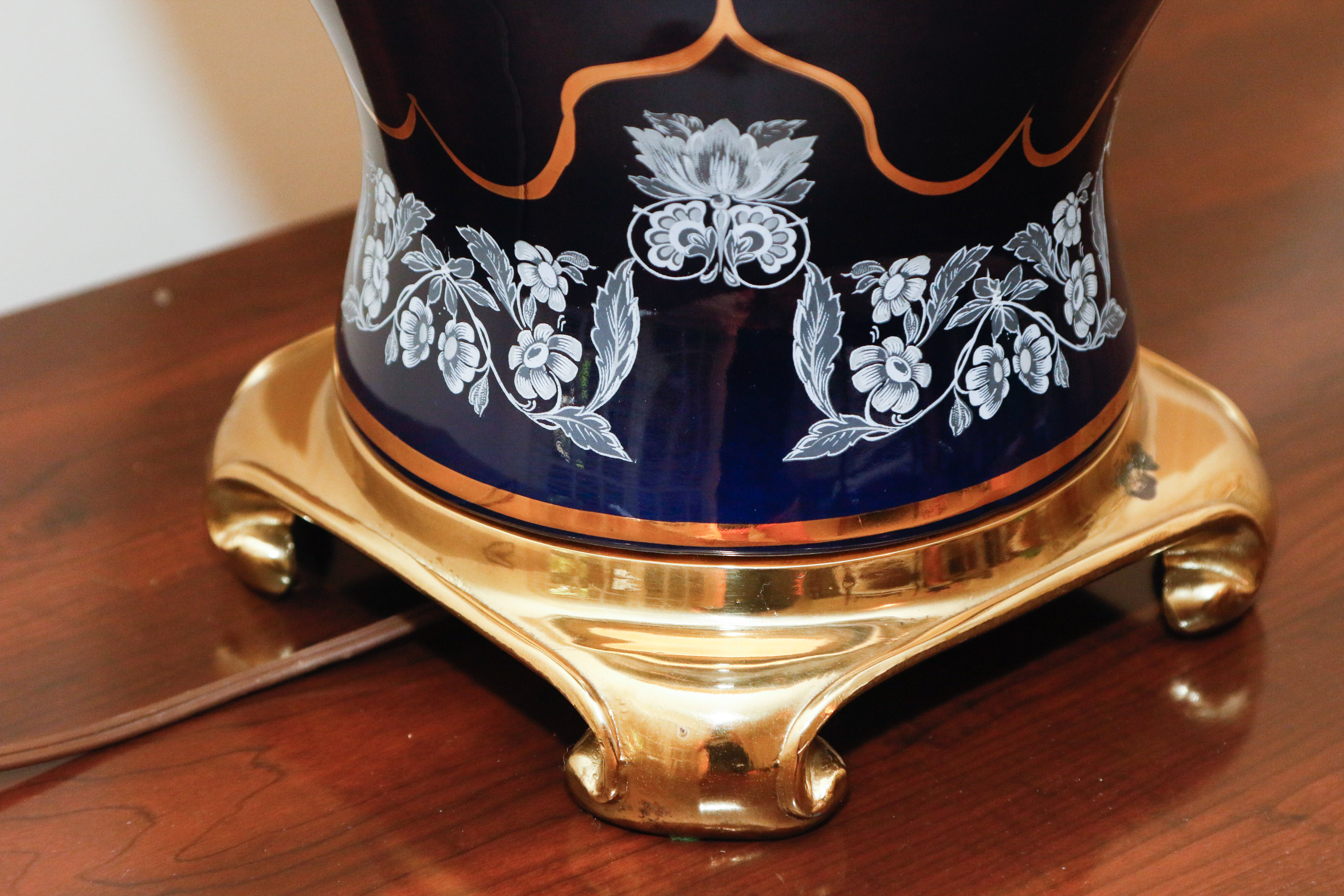 Blue and White Porcelain Table Lamp