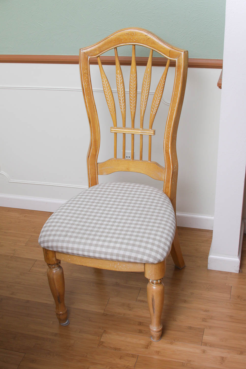 Dining Table and Chairs