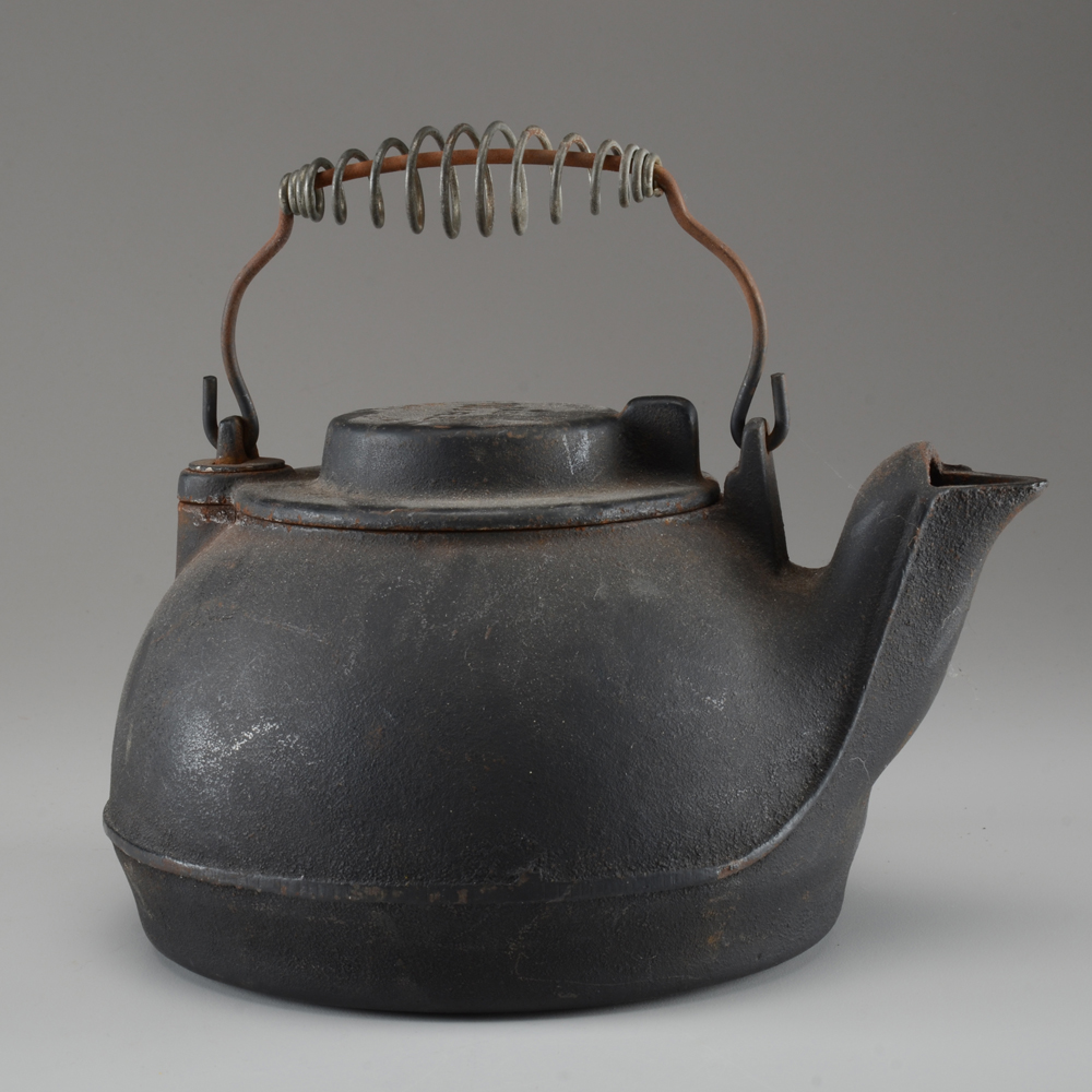 Antique Wagner Cast Iron Tea Kettle