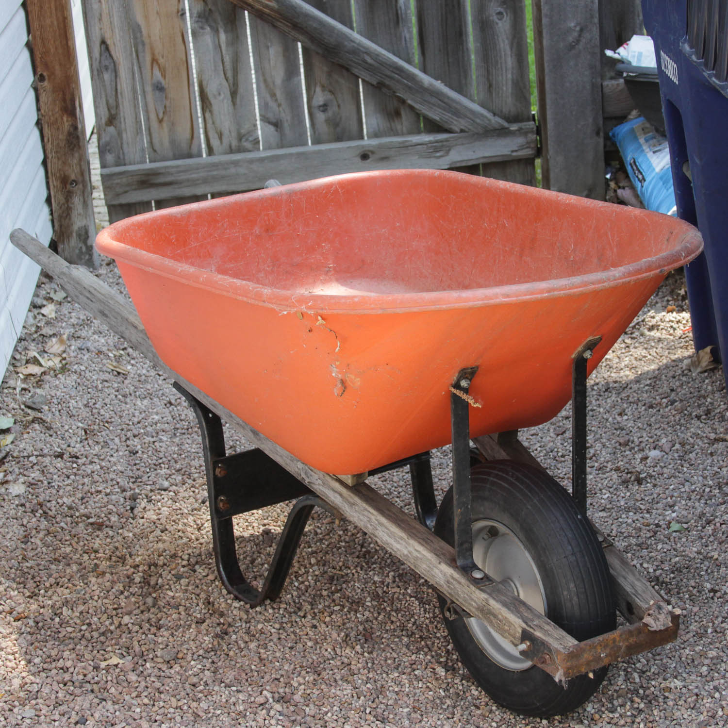 Wheelbarrow
