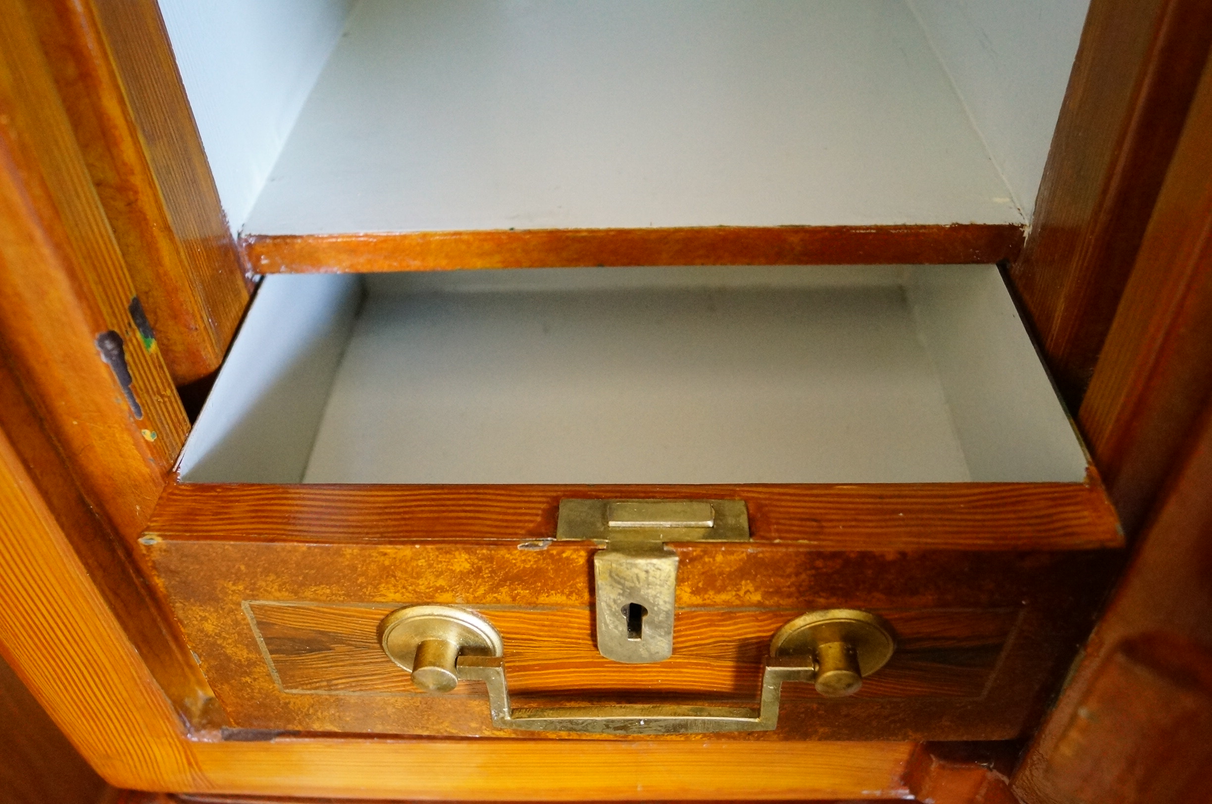 Birmingham Safe Co. "Burnside" Safe