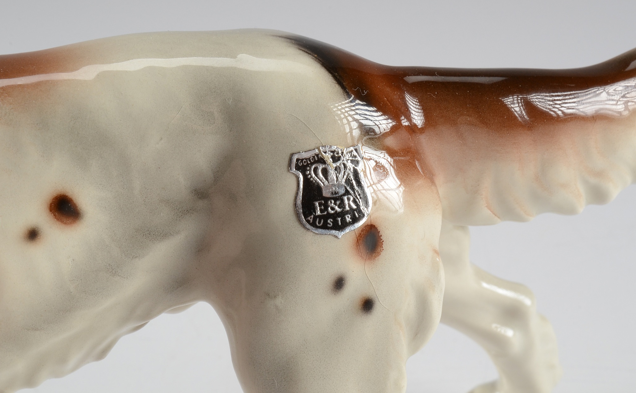 E&R Austria Porcelain Pointer Dog Figurine