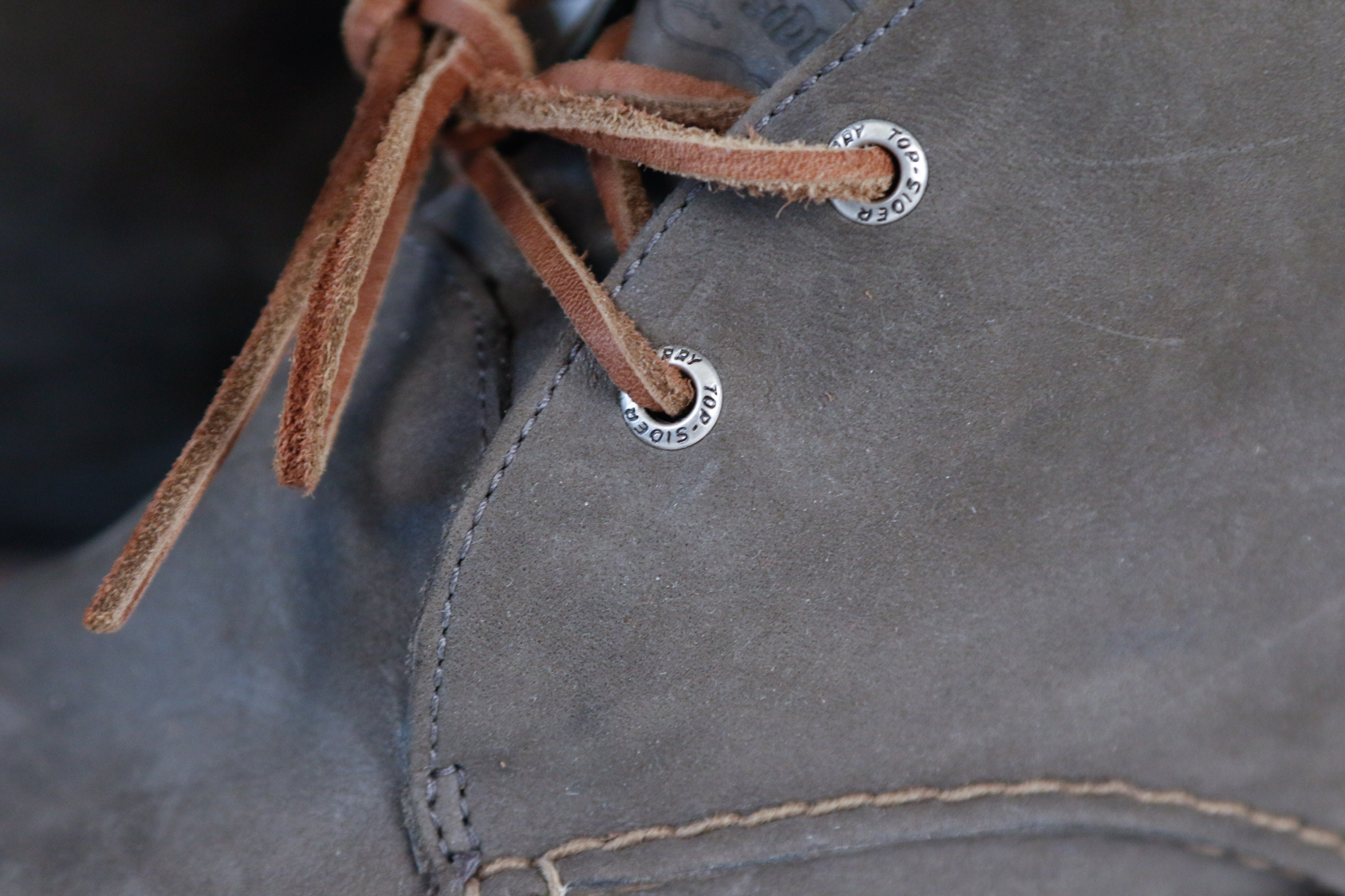 Men's Size 12 Sperry Suede Chukka Boots