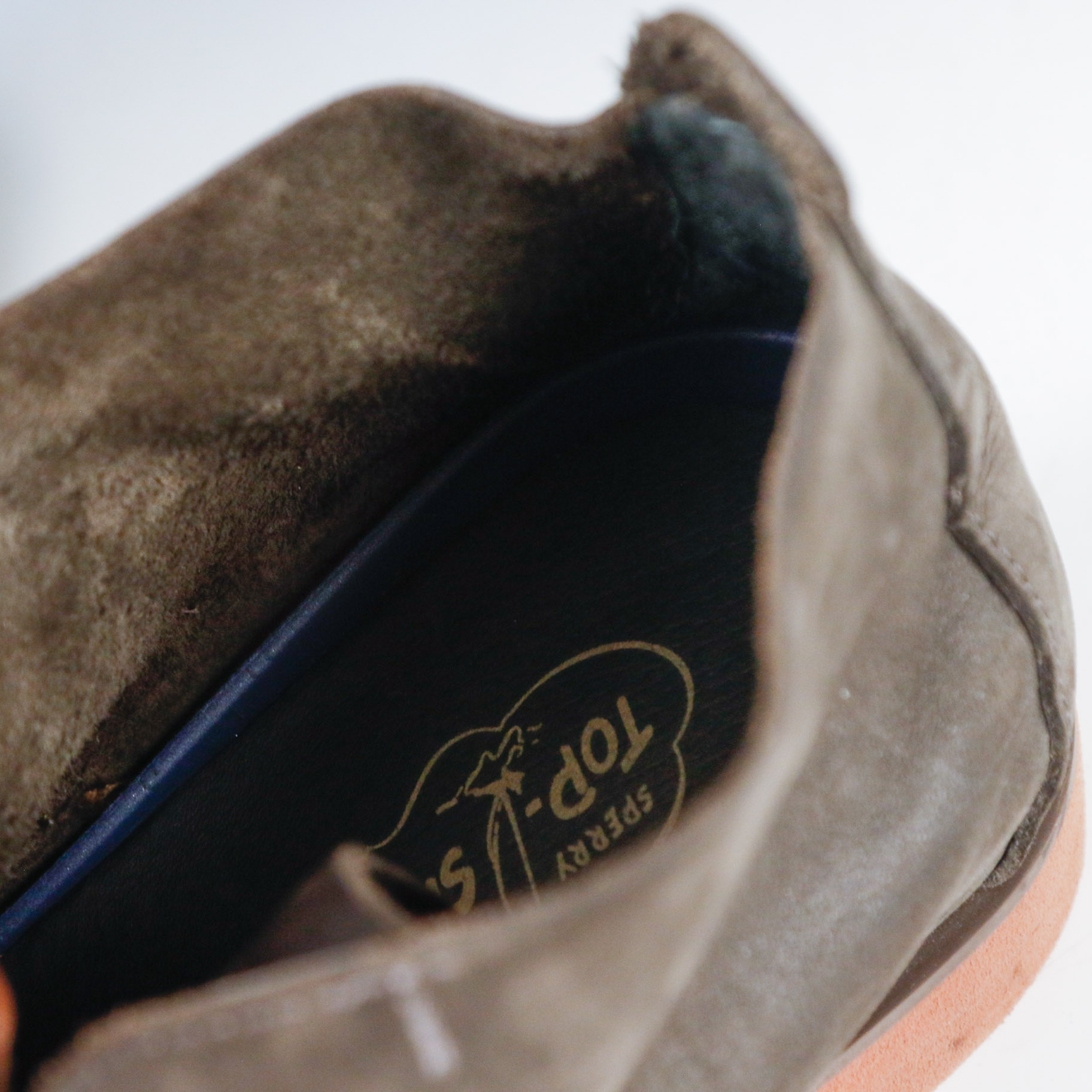 Men's Size 12 Sperry Suede Chukka Boots