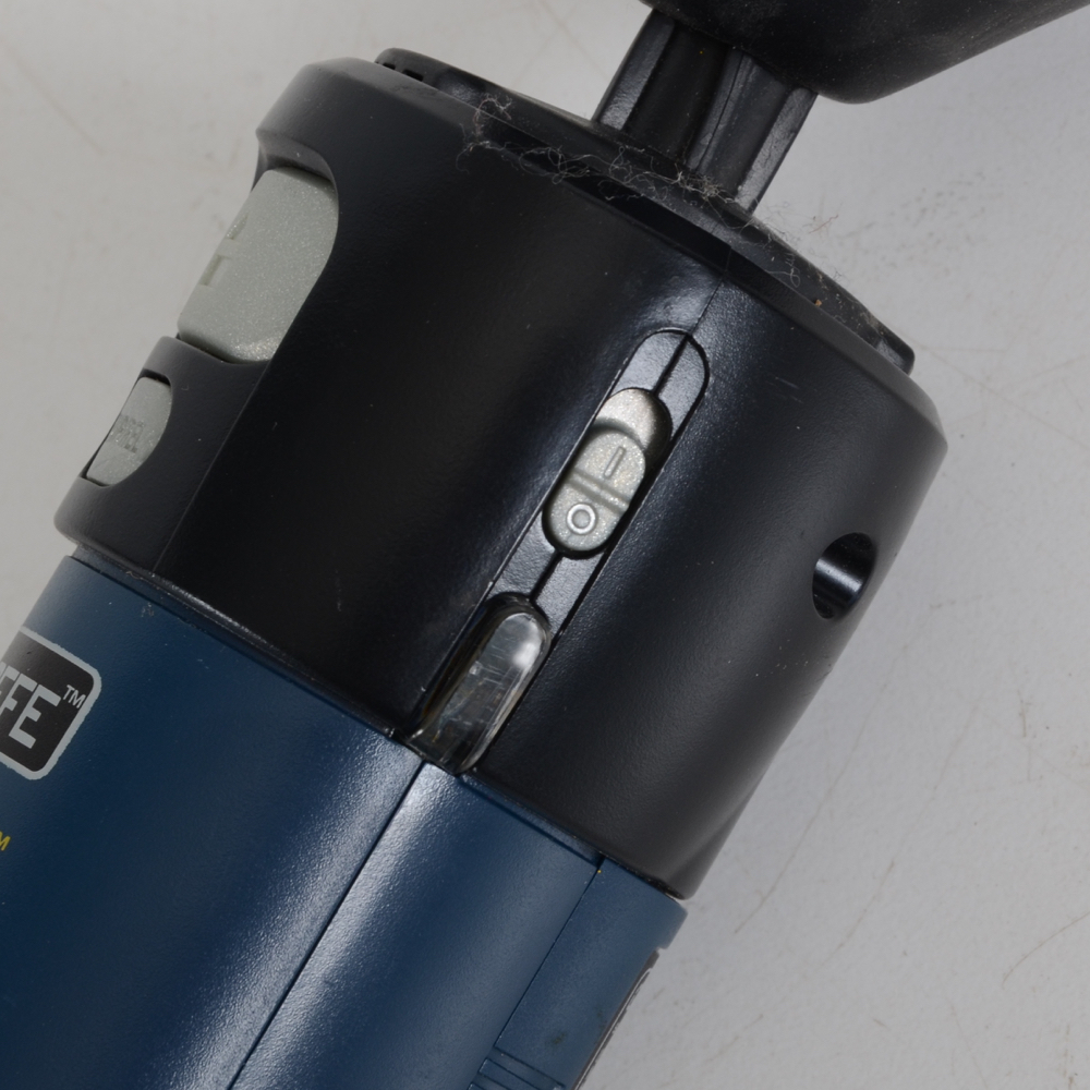 Giraffe Sure Grip Light Bulb Changer