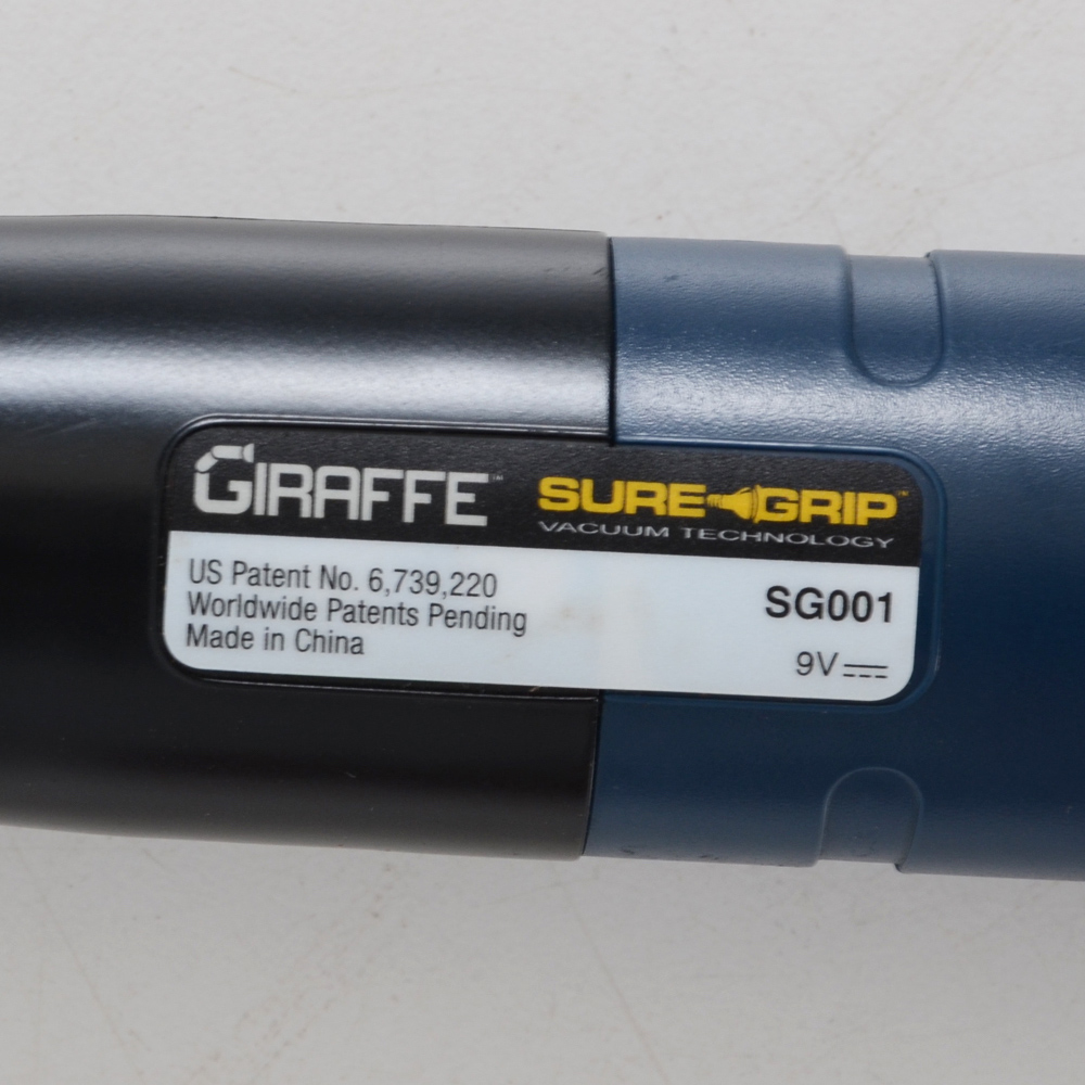 Giraffe Sure Grip Light Bulb Changer