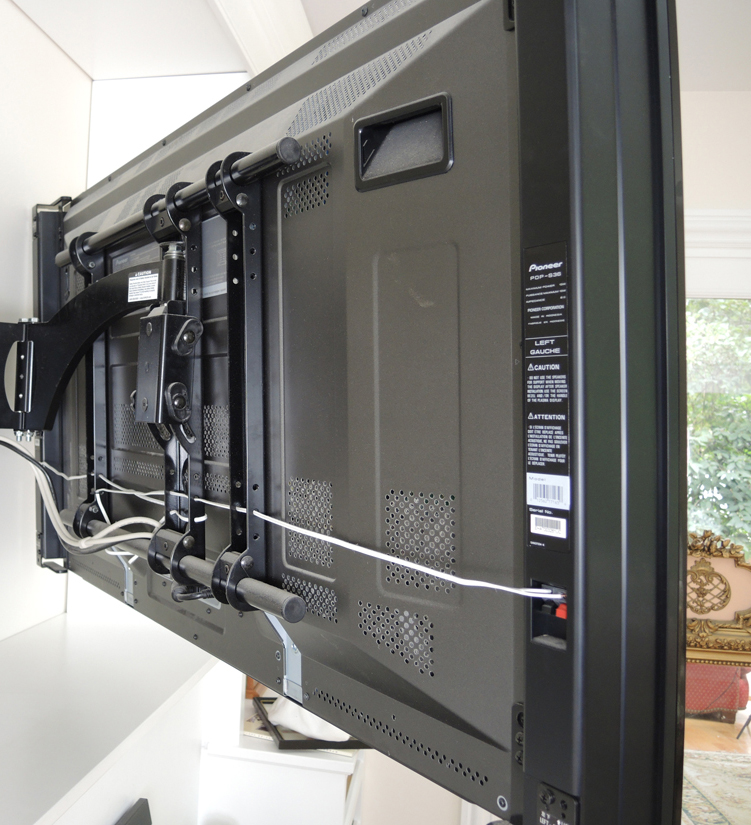 Pioneer Elite 50" Plasma TV, Speakers, Wall Mount and Receiver