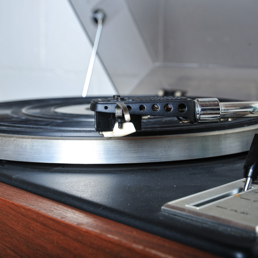 Vintage Sansui Turntable, Receiver and Accessories