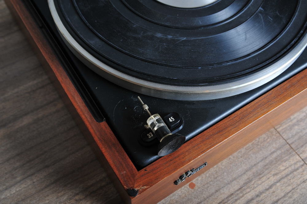 Vintage Sansui Turntable, Receiver and Accessories