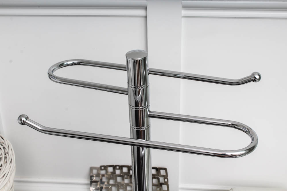 Chrome and White Bathroom Decor