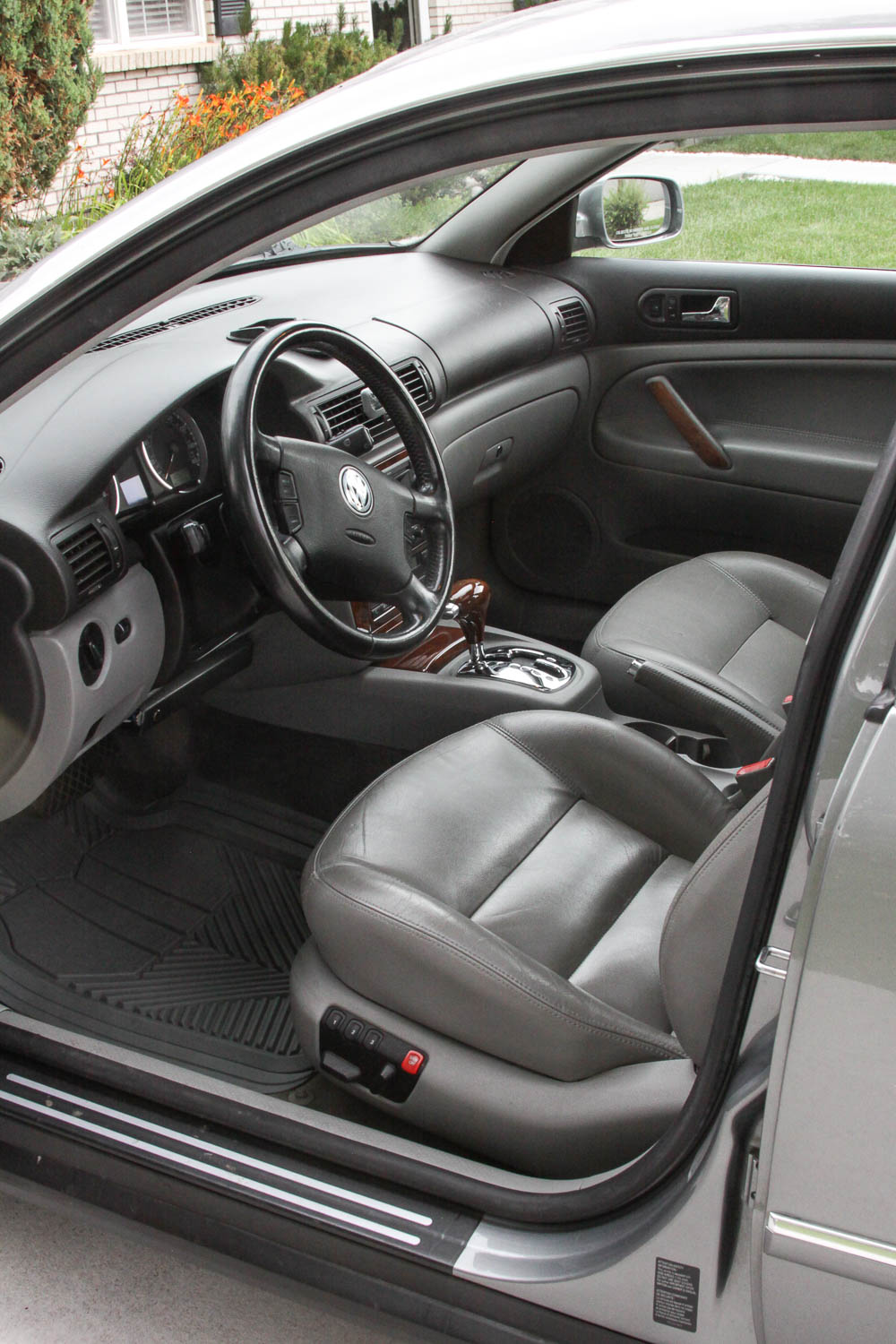 2002 2.8L V6 Volkswagen Passat GLX Sedan