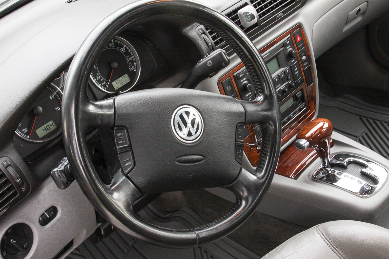 2002 2.8L V6 Volkswagen Passat GLX Sedan