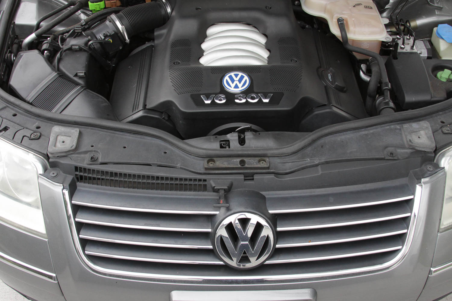 2002 2.8L V6 Volkswagen Passat GLX Sedan