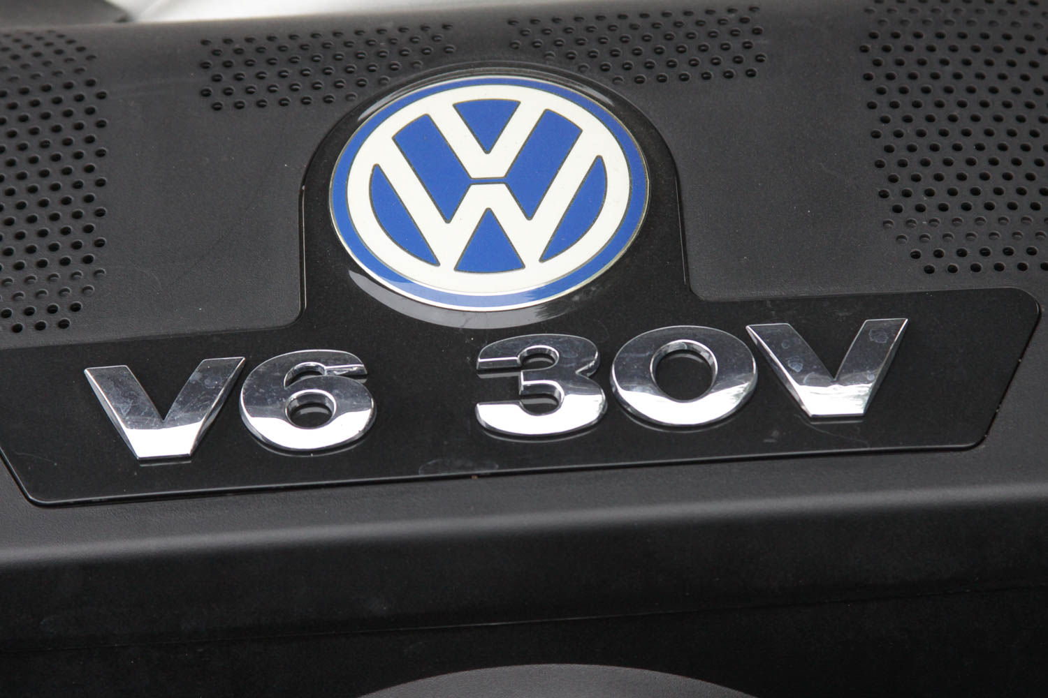 2002 2.8L V6 Volkswagen Passat GLX Sedan