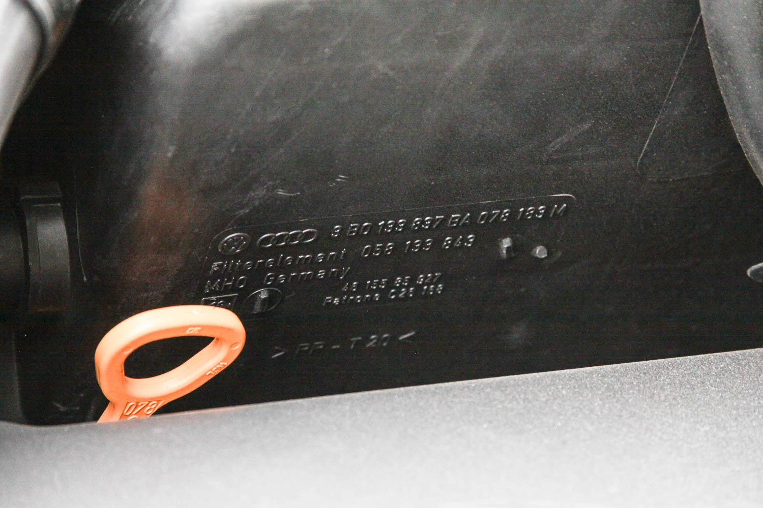 2002 2.8L V6 Volkswagen Passat GLX Sedan