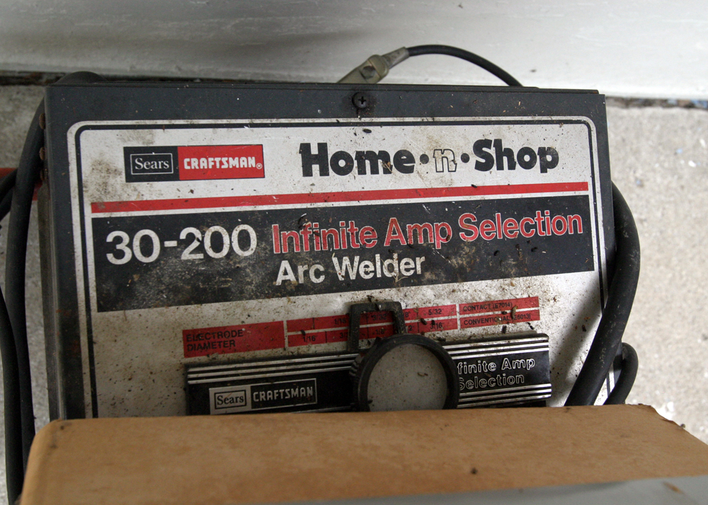 Craftsman Infinite Arc Welder with Cart