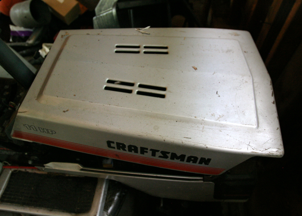 Craftsman Riding Lawnmower