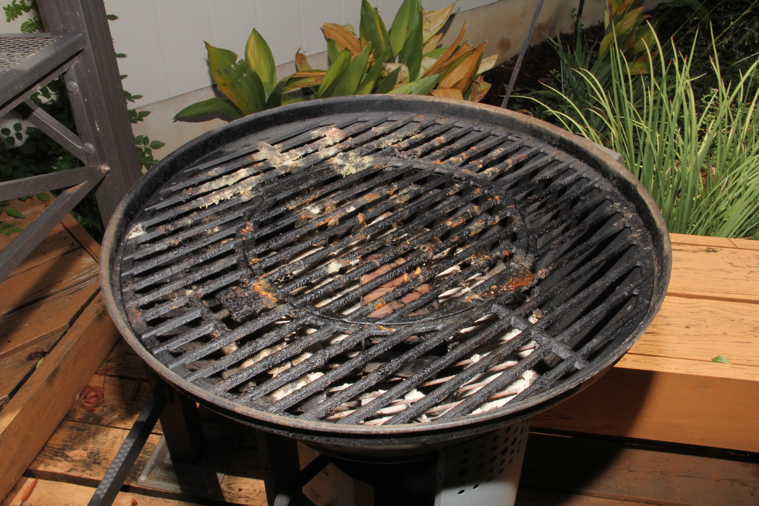 Stok Charcoal Tower Grill