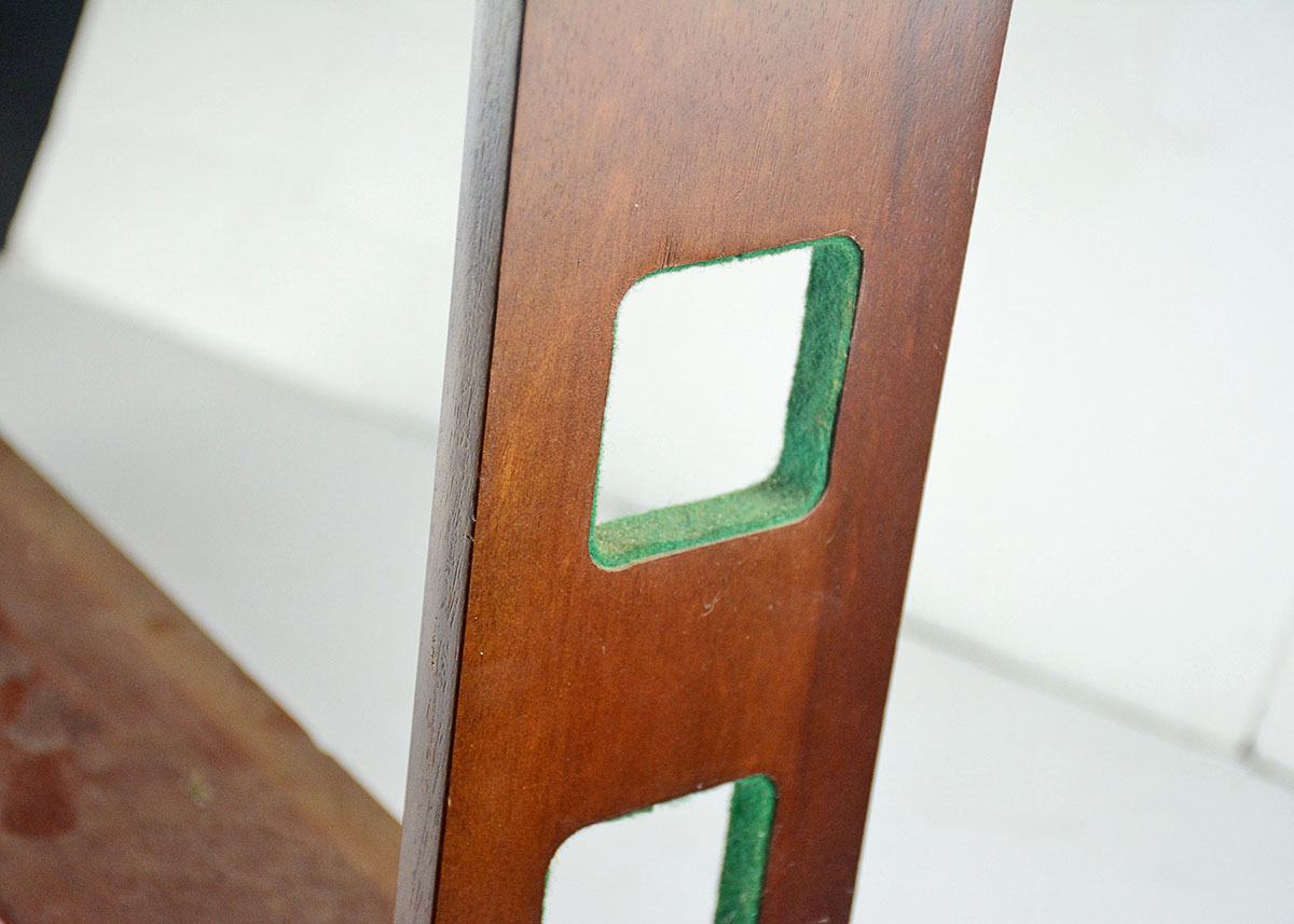 Vintage Wood Hanging Gun Rack