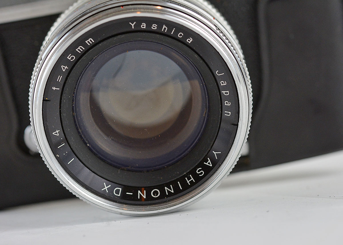 Yashica 1C Lynx 14E Camera