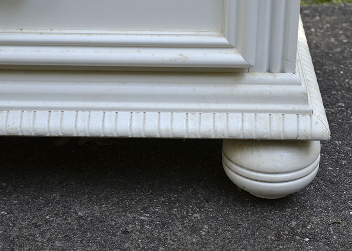 Lexington "Country Cottage Collection" Chest of Drawers and Nightstand