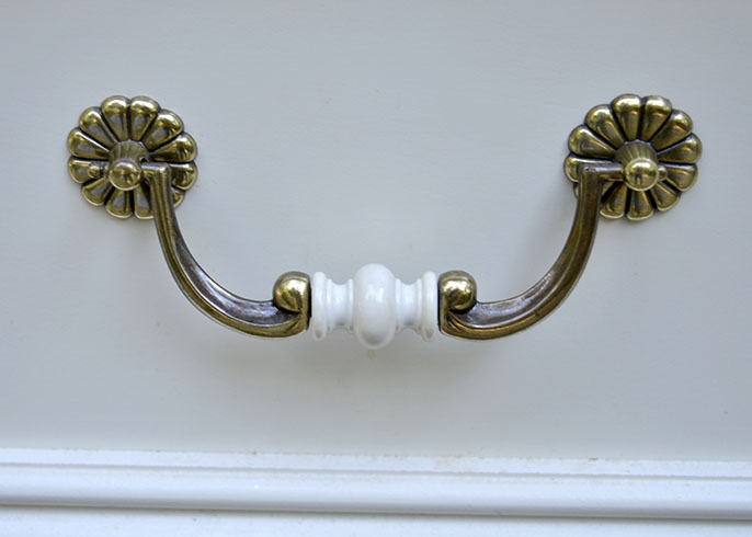 Lexington "Country Cottage Collection" Chest of Drawers and Nightstand