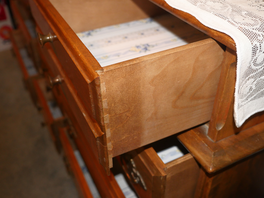 Vintage Meredith Chest of Drawers with Mirror