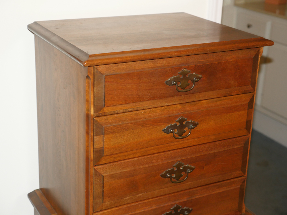 Lingerie Chest by Meredith