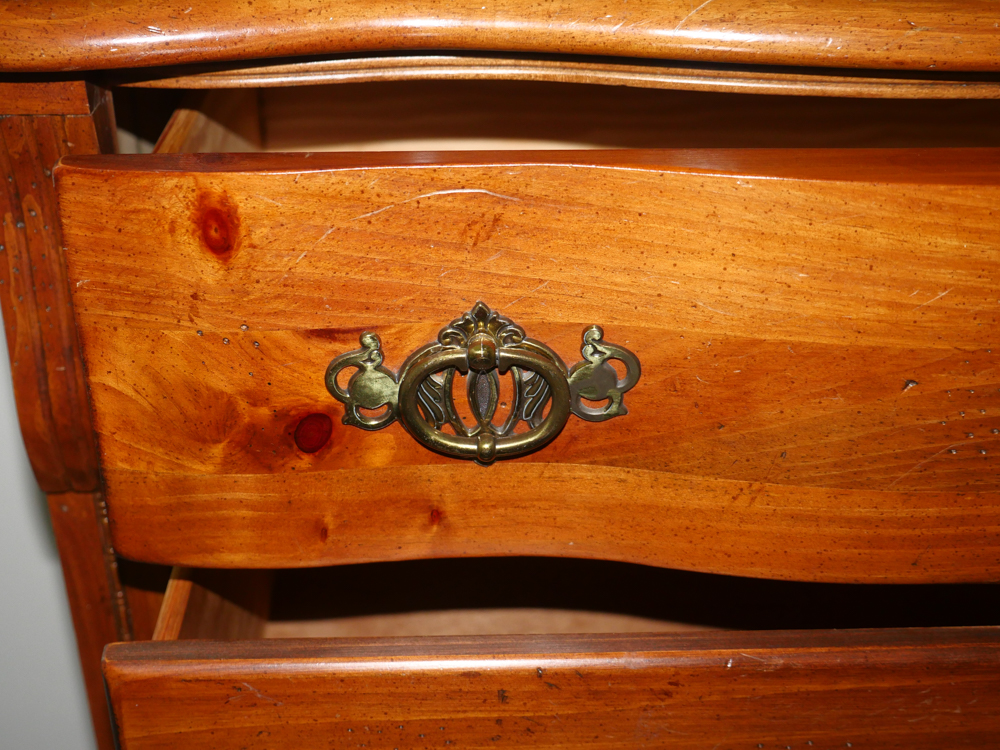 Vintage Chest of Drawers