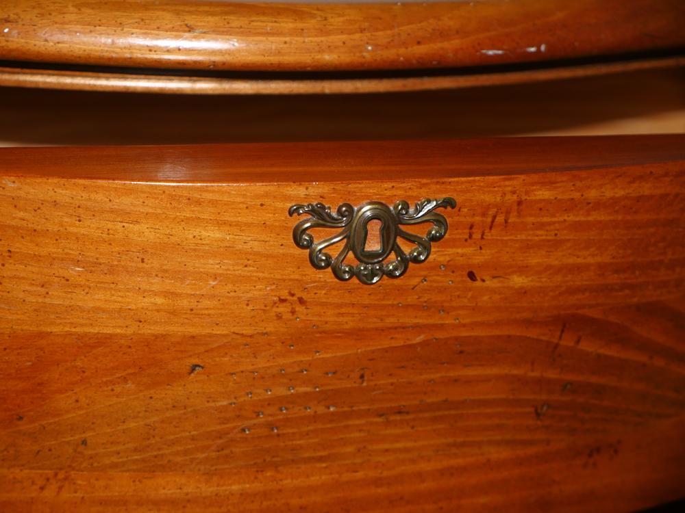 Vintage Chest of Drawers