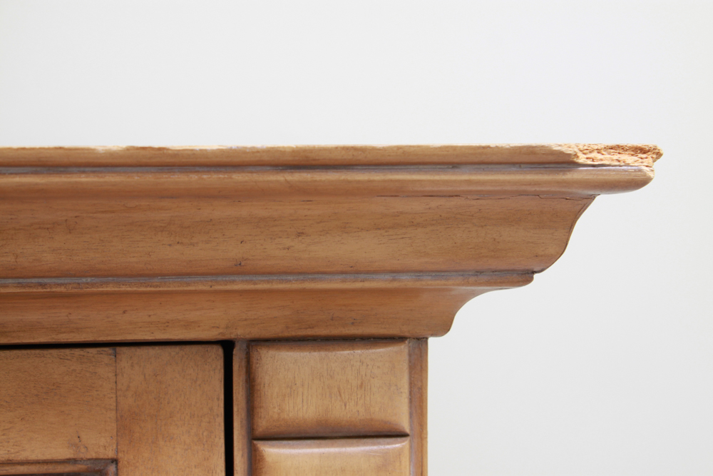 Architectural Molding Double Dresser