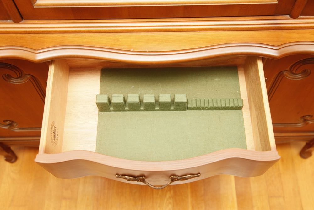 Bassett Furniture Cherry China Cabinet