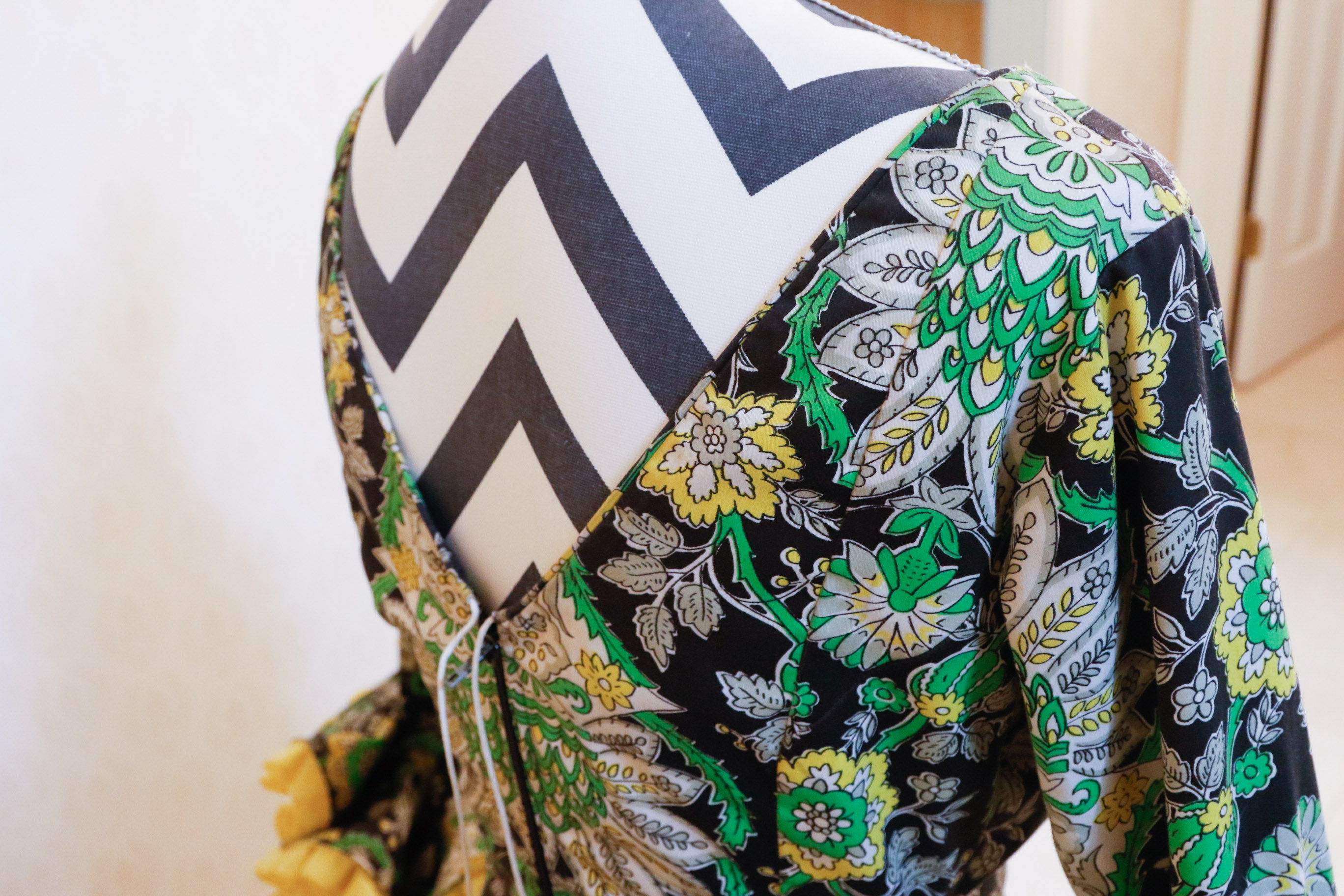 Vintage Spanish Flamenco Dress