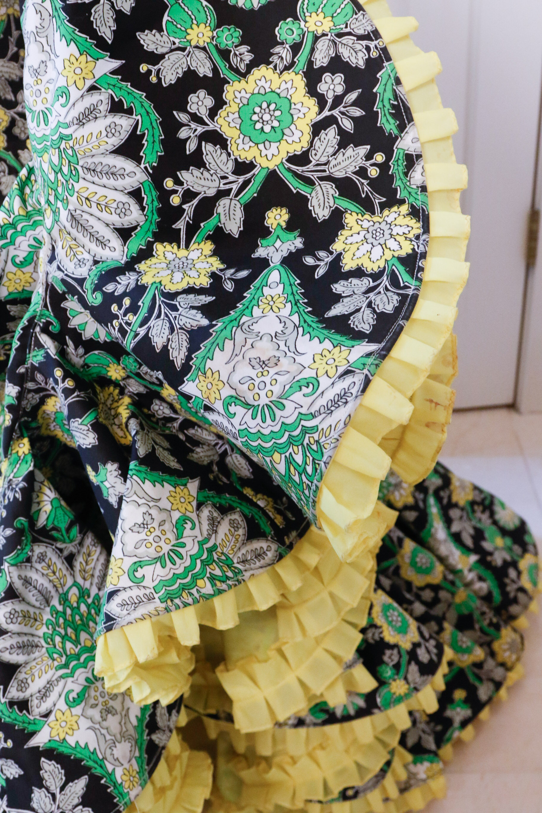 Vintage Spanish Flamenco Dress