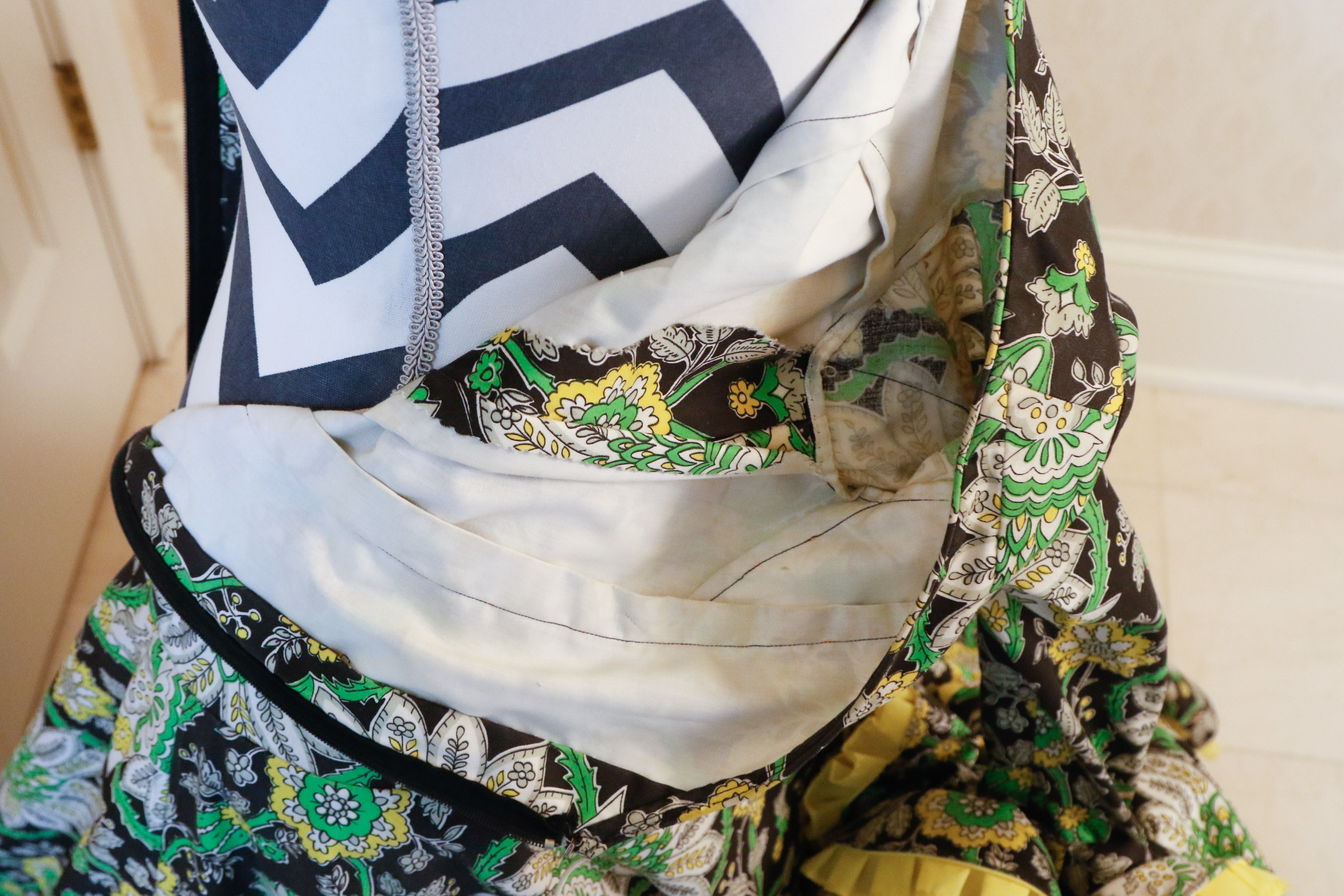 Vintage Spanish Flamenco Dress