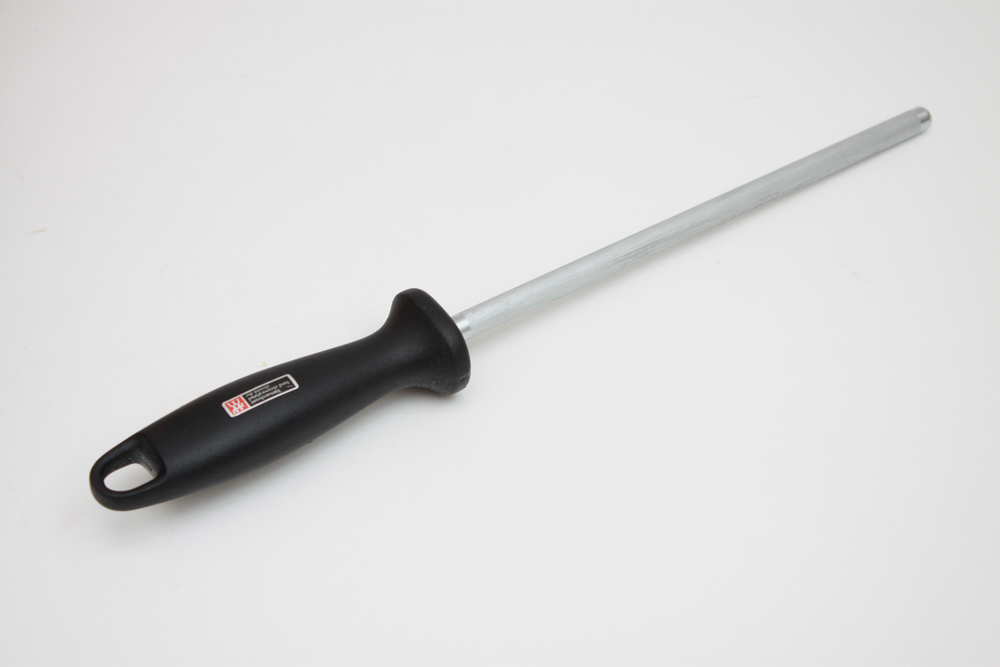 Set of J. A. Henckles International and Cuisinart Knives