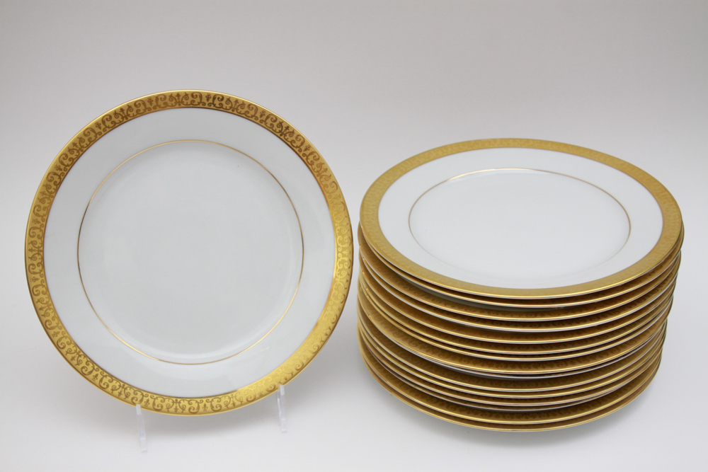 Royal Gallery "Gold Buffet" China Service for 16