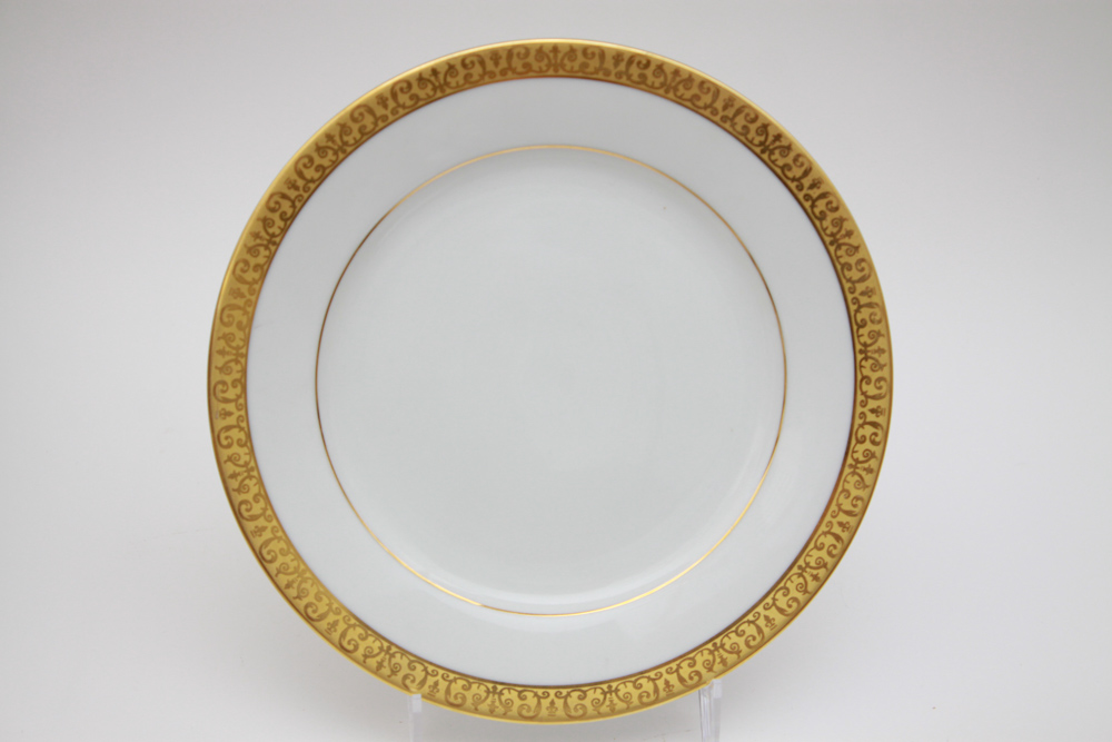 Royal Gallery "Gold Buffet" China Service for 16