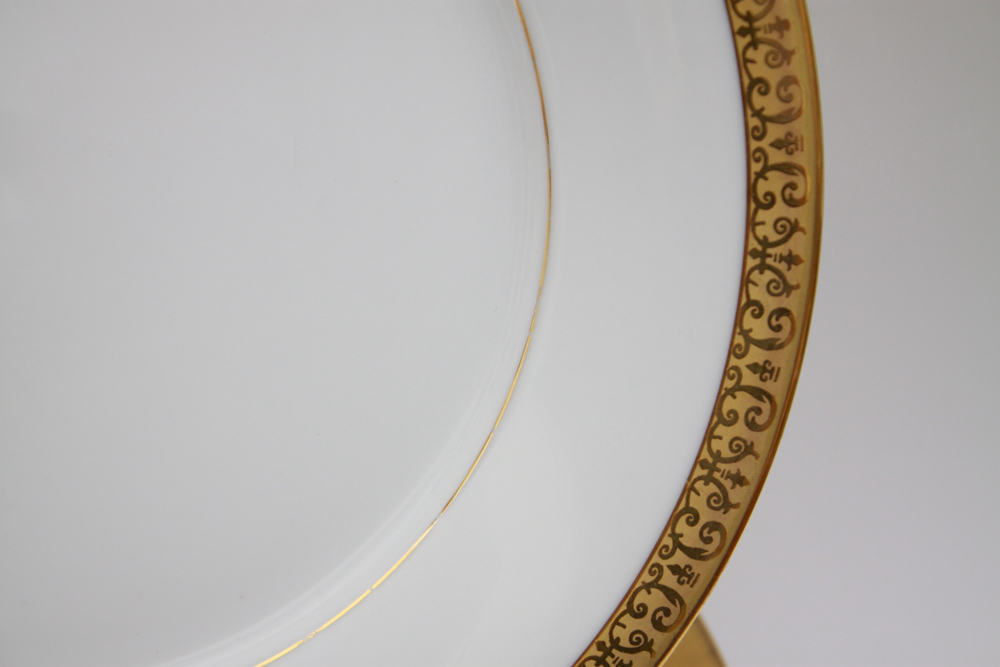 Royal Gallery "Gold Buffet" China Service for 16