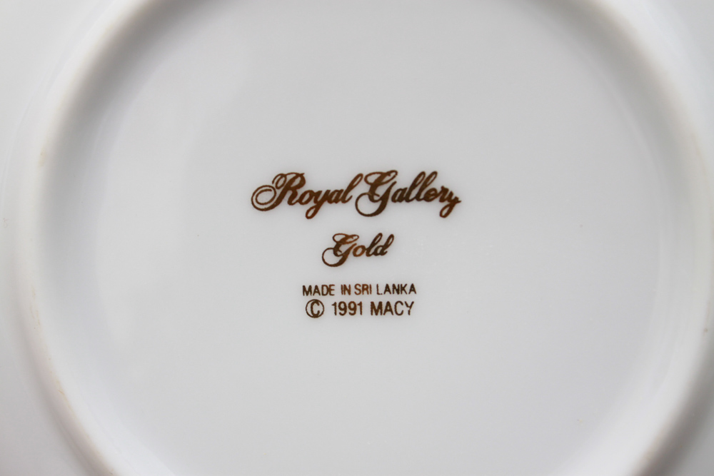 Royal Gallery "Gold Buffet" China Service for 16