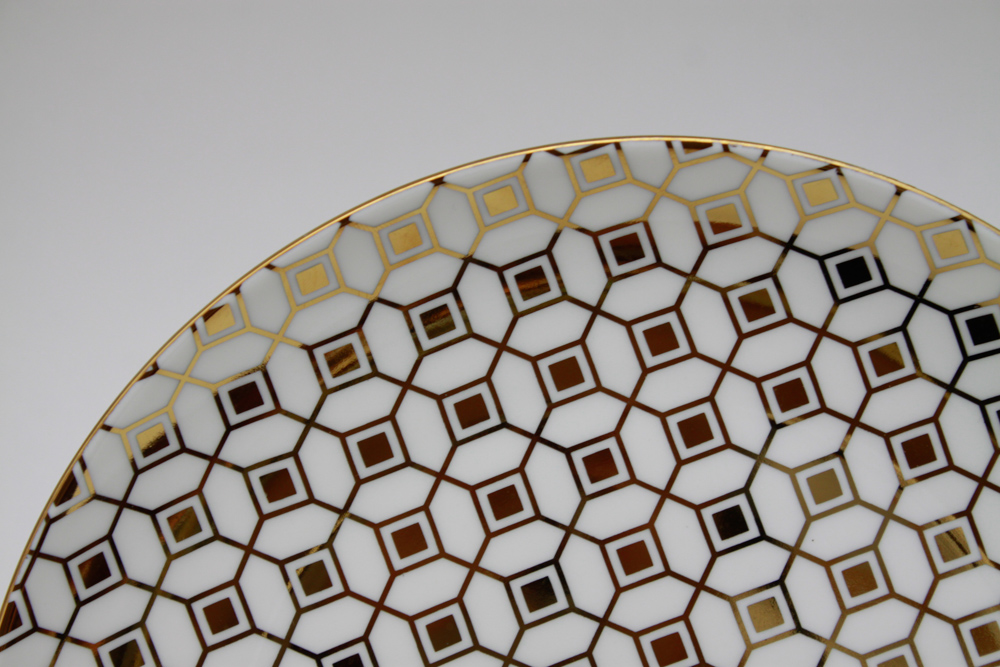 RRP China "Riva" Gold Set of Luncheon Plates and Mugs