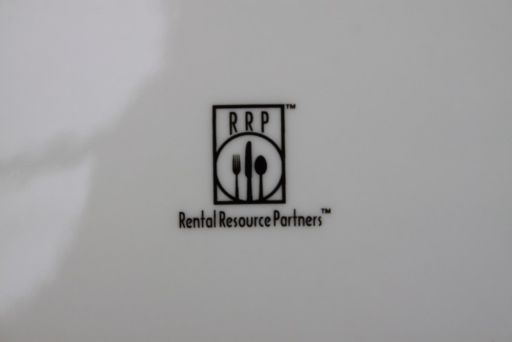 RRP China "Riva" Gold Set of Luncheon Plates and Mugs