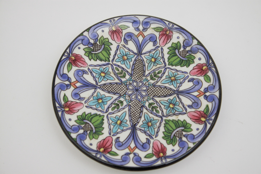 Spanish & Portuguese Decorative Pottery Plates