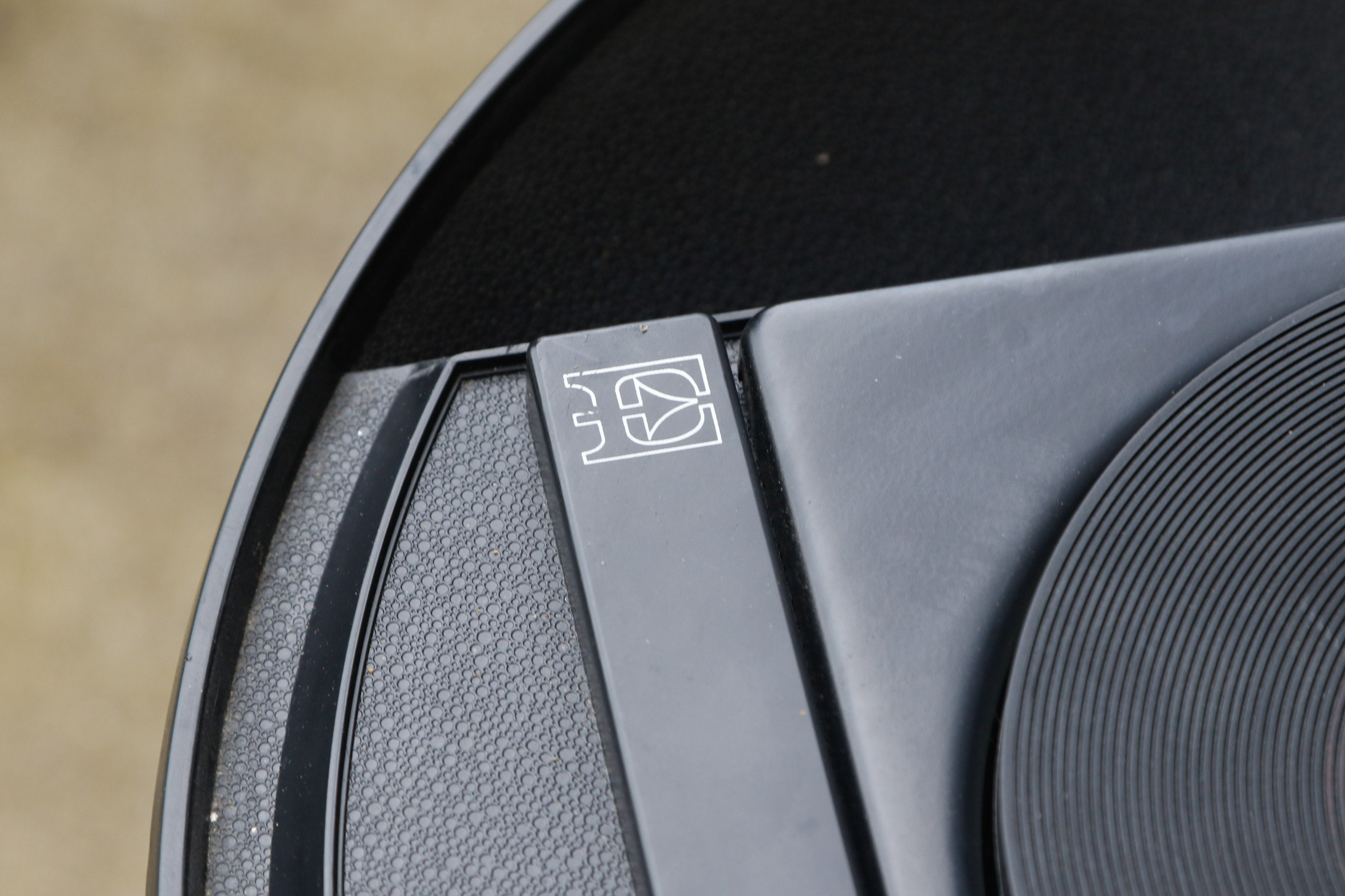 Electrohome Saturn Apollo Turntable With Speakers and Records