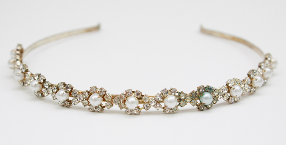 Rhinestone and Glass Silver Tone Jewelry Assortment